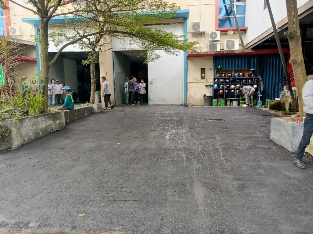 Aspal Hotmix Jakarta Timur