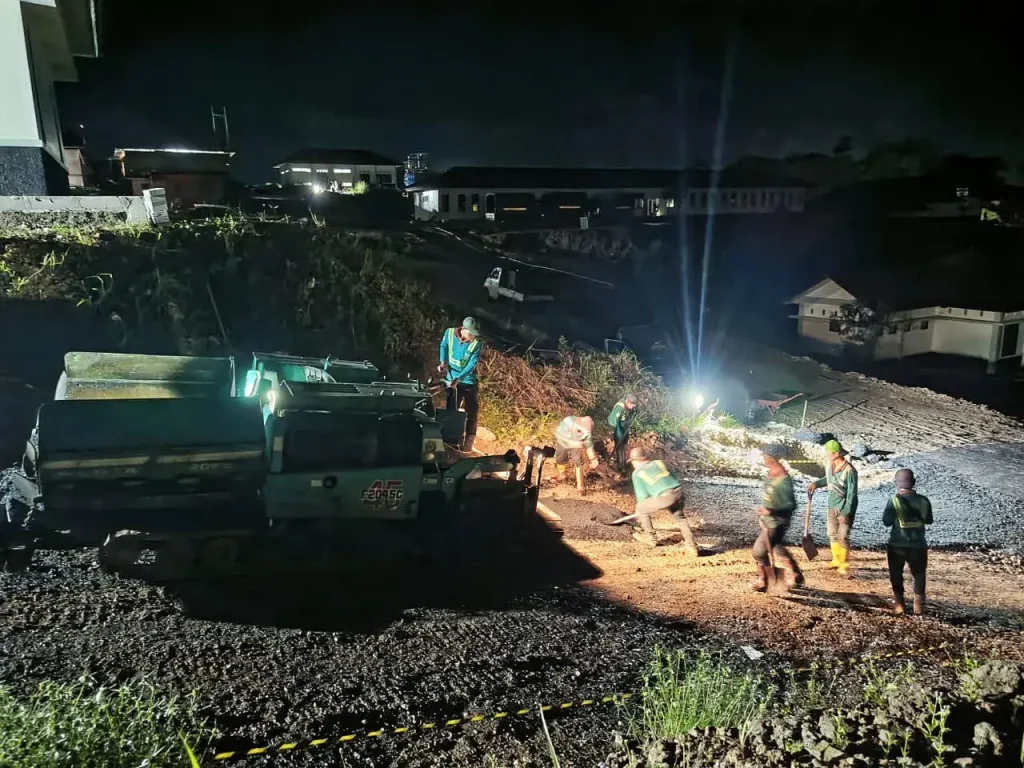 Pengaspalan YONIF TP 841/SULANGKAR Serang Banten